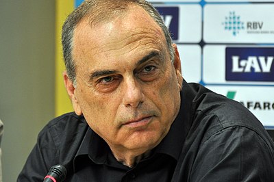 Which national team does Avram Grant currently manage?