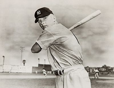 What is unique about Mickey Mantle and his home runs from both sides of the plate?