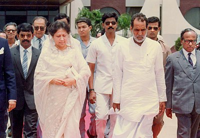 How long did Chandra Shekhar serve as Prime Minister before resigning?