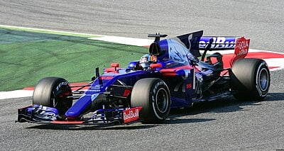 Who became the youngest driver to compete in Formula One while driving for Toro Rosso?
