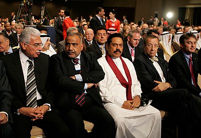 Who defeated Mahinda Rajapaksa in the 2015 presidential election?