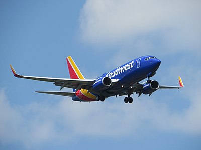 What is the main color of Southwest Airlines' aircraft?