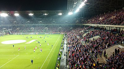 What is the capacity of Arena Zabrze?