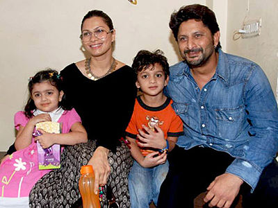 In what year did Arshad Warsi make his acting debut?