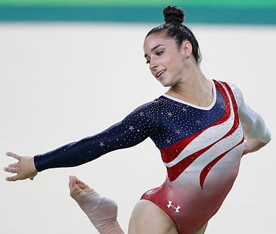 What medals did Aly Raisman win at the 2012 Olympics?