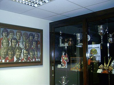 In which year did Southampton F.C. win the Football League Trophy?