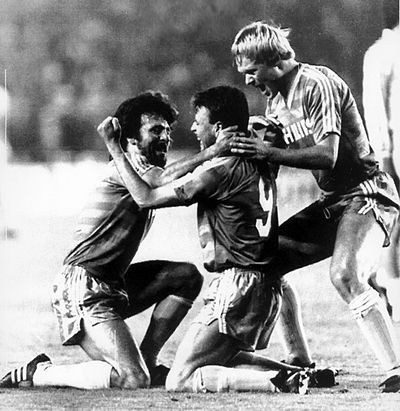 Against which national team did Koeman score a memorable free-kick at UEFA Euro 1988?