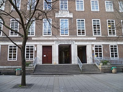 What is the University of London's oldest teaching hospital?