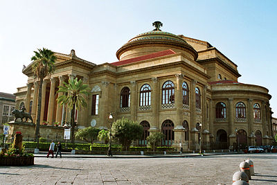 Who in the following pictures is the Mayor Of Palermo?