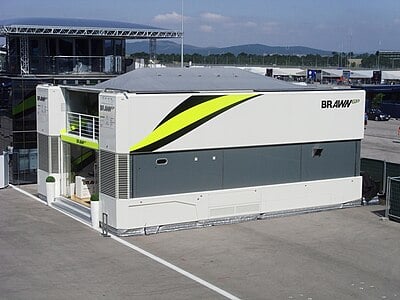 Which engine supplier did Brawn GP use in 2009?