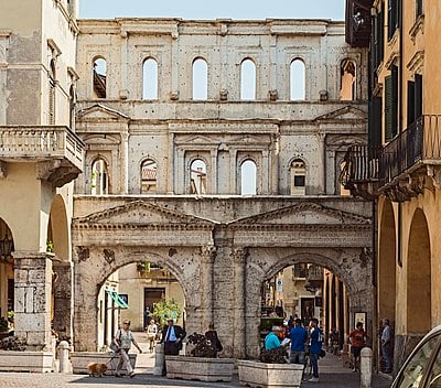 What is the official language spoken in Verona?