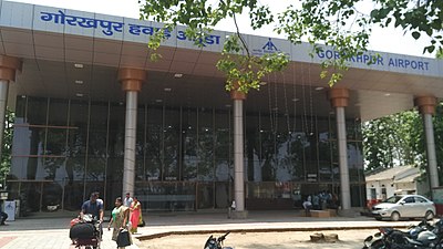 What is the official language of Gorakhpur?