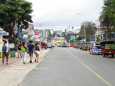 How many communes is Sihanoukville city composed of?