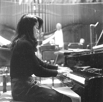 In which city did Argerich receive further piano training?