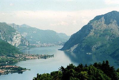 What is the name of the famous villa located in Como?