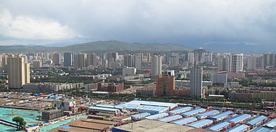 Xining is connected to Lhasa by which railway?