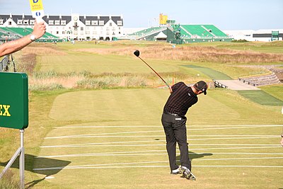 Pádraig Harrington's nickname refers to which physical feature?