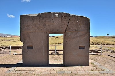 What was the Spanish conquistador searching for when he documented Tiwanaku?