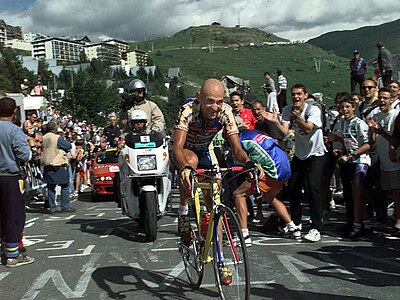 Which two climbs did Pantani record as the fastest ever?