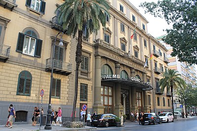What are the twin cities of Palermo?