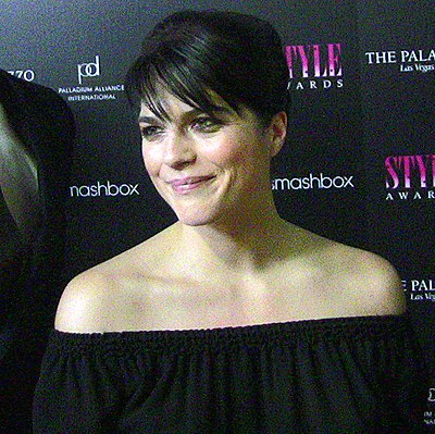 Which movie is Selma Blair best known for?