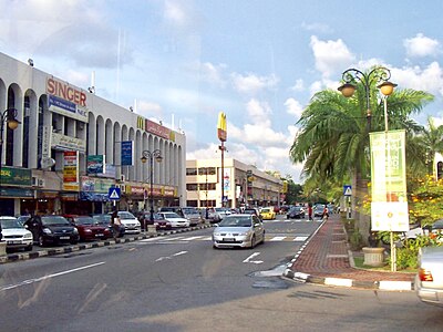 What is Kampong Ayer in Bandar Seri Begawan?