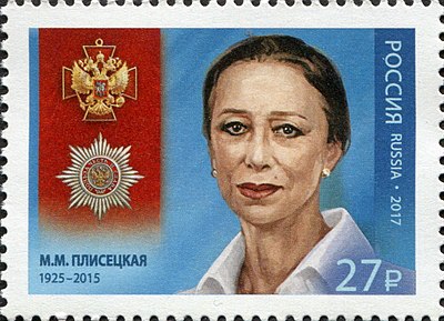 Besides Russian, what other two citizenships did Plisetskaya hold in post-Soviet times?