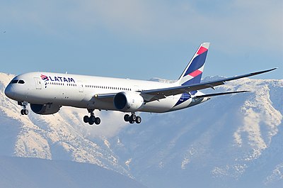 What is the main hub of LATAM Chile?