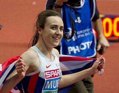 How many top five placings does Laura have in 1500 m finals at the World Athletics Championships?