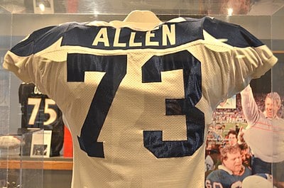 What position did Larry Allen play?