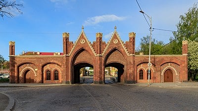 What is the ranking of Kaliningrad among cities in the Northwestern Federal District by population?