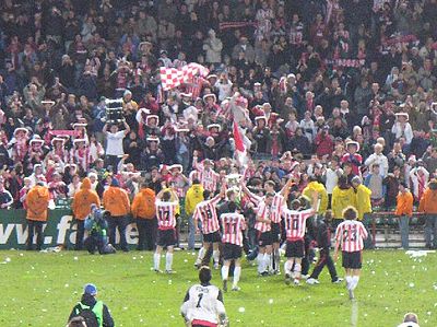 In which year did Derry City F.C. win the Irish League title?