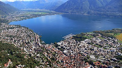 How many municipalities are in the agglomeration of the same name as Locarno?