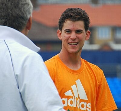 What is Dominic Thiem's playing style?