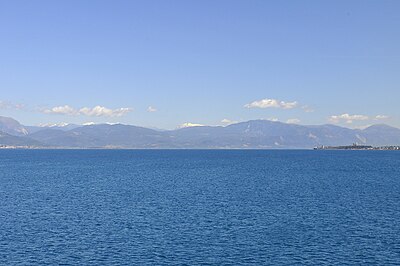 What is the population of Patras according to the 2011 census?