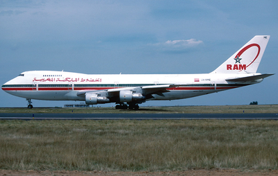 What is the main hub of Royal Air Maroc?