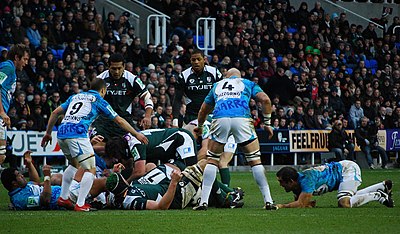Which stadium hosted the 2009 English Premiership final between London Irish and Leicester Tigers?