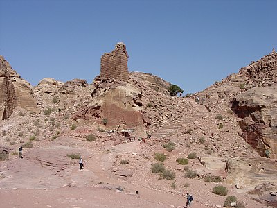 Which earthquake contributed to Petra's decline?