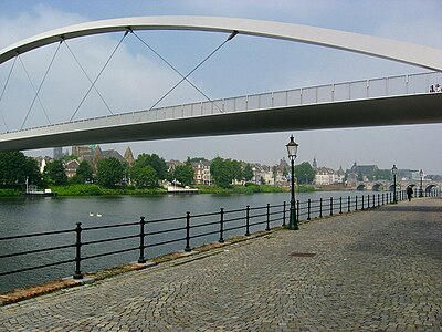 Which river runs through Maastricht?