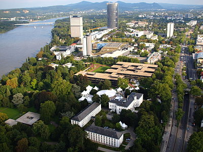 Which of the following bodies of water is located in or near Bonn? [br](Select 2 answers)