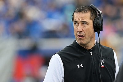 Where was Luke Fickell during the 2000 - 2001 academic year?