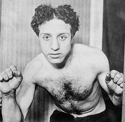 Was Harry Lewis ever credited with the British Welterweight championship?